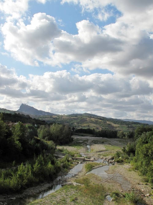 panorama della Valmarecchia foto di E. Salvatori