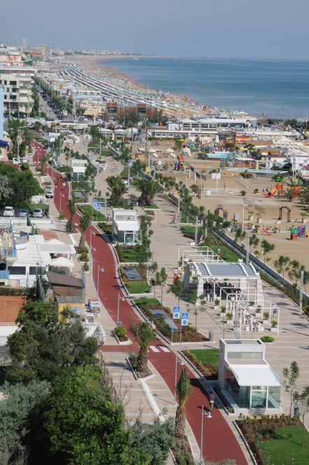 Riccione, promenade photo by Archivio Provincia di Rimini