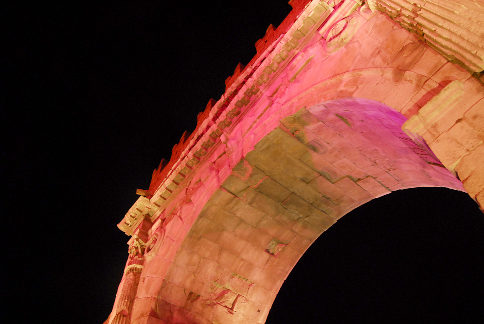 La Notte Rosa, Arco d'Augusto illuminato, Rimini photo by Archivio Provincia di Rimini