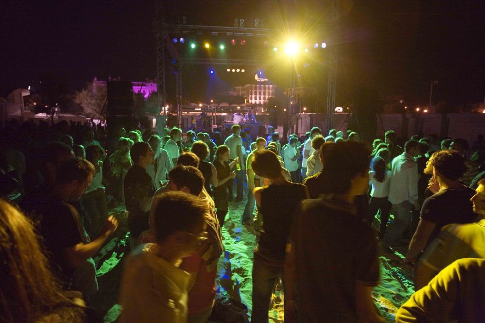 La Notte Rosa, concerto sulla spiaggia del Grand Hotel, Rimini foto di D. Piras