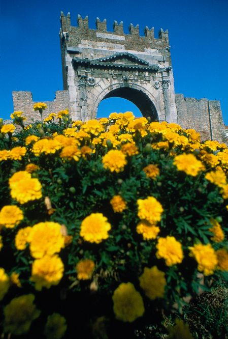 Rimini, Arco d'Augusto photos de Archivio Provincia di Rimini