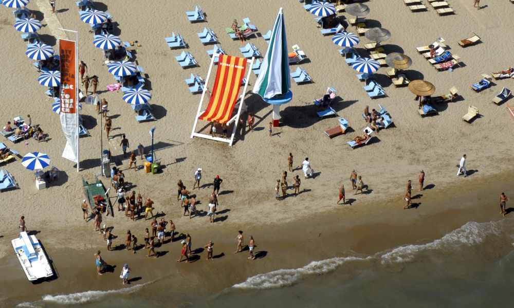 Back to the beach, Rimini photo by M. Migliorini