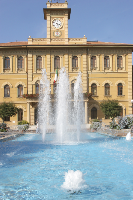 piazza F. Roosevelt con fontana - Cattolica foto di PH. Paritani