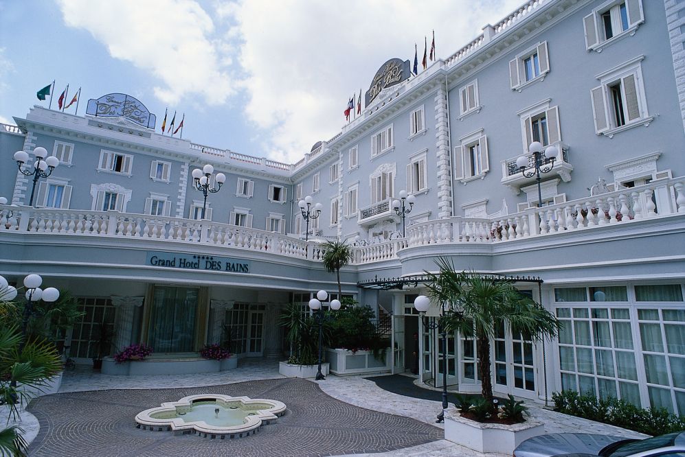 Riccione, Grand hotel des Bains photo by L. Bottaro