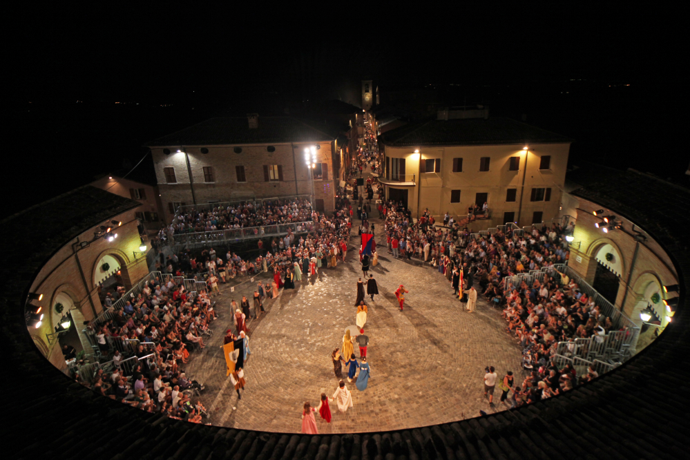 Palio del Daino, Mondaino foto di PH. Paritani