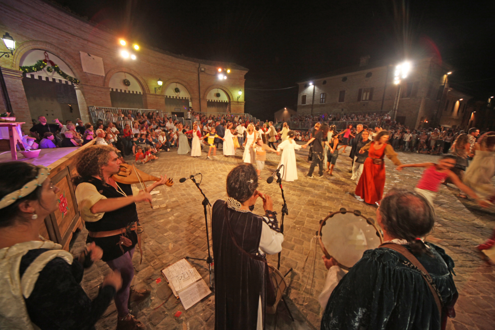 Palio del Daino, Mondaino foto di PH. Paritani