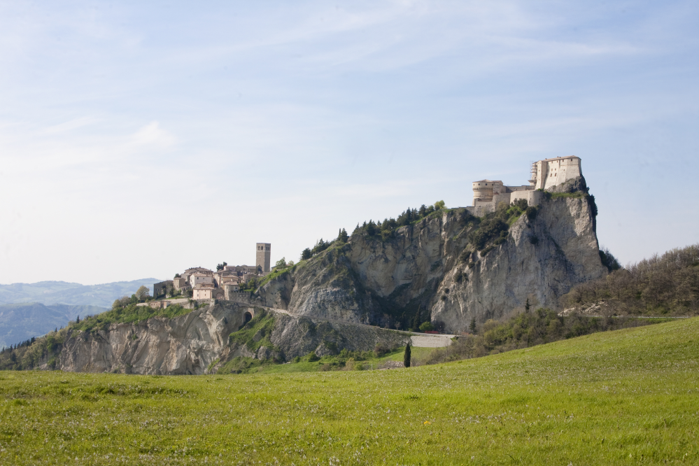 San Leo, view of the fortress photo by PH. Paritani