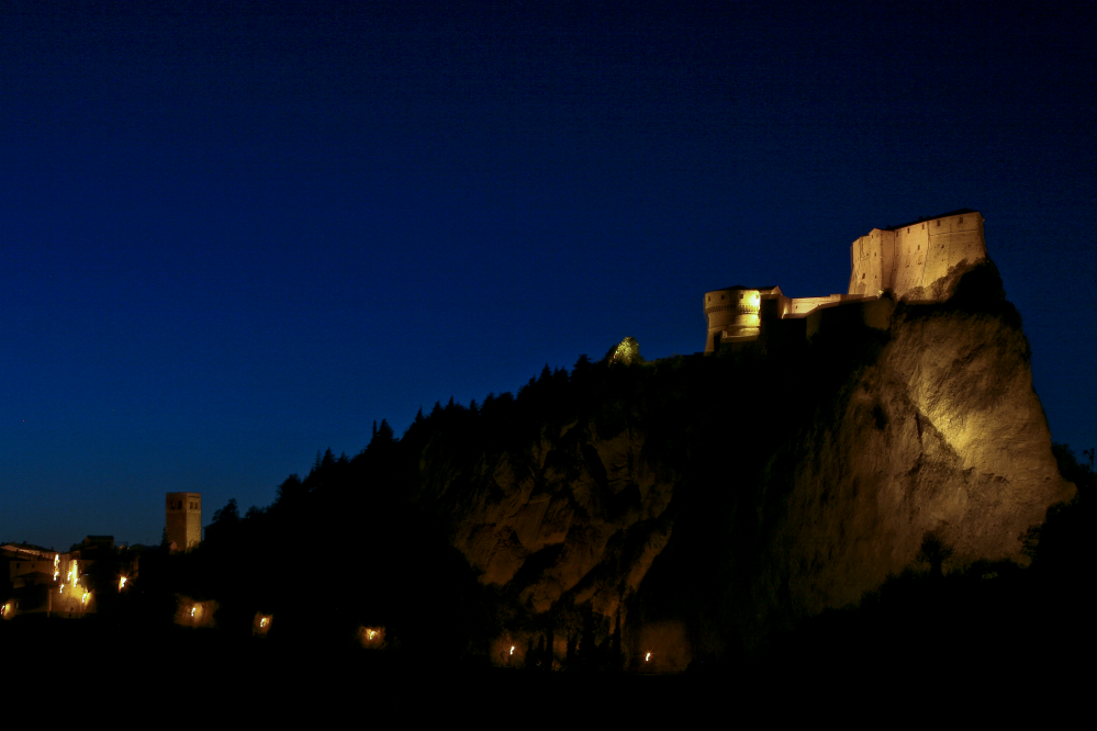 San Leo, panorama Foto(s) von PH. Paritani