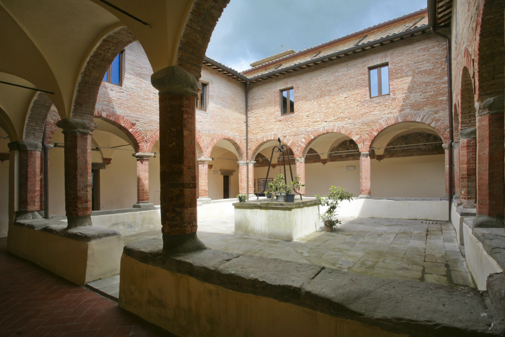 Sant'Agata Feltria, chiesa di San Girolamo, chiostro Foto(s) von PH. Paritani