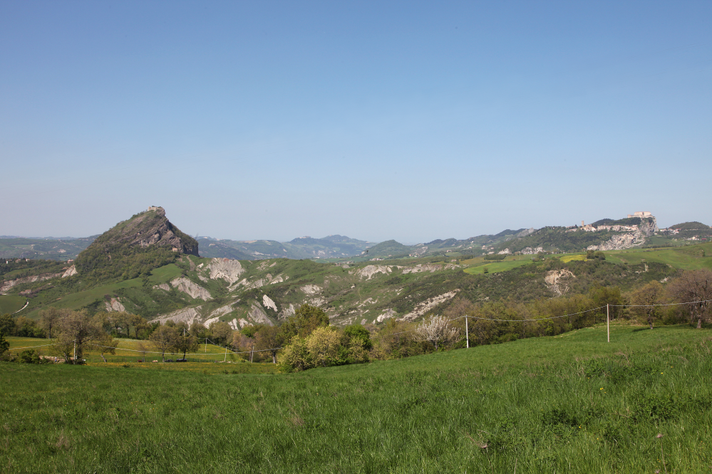 Marecchia valley, Maiolo, San Leo photo by PH. Paritani