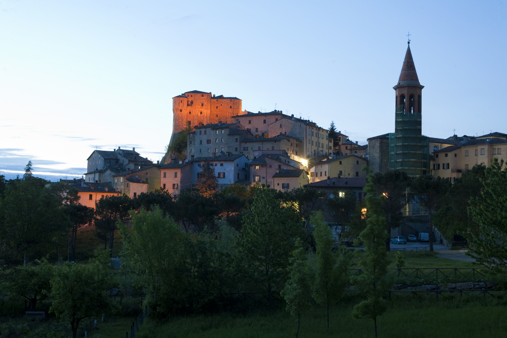 Sant'Agata Feltria, panorama notturno foto di PH. Paritani