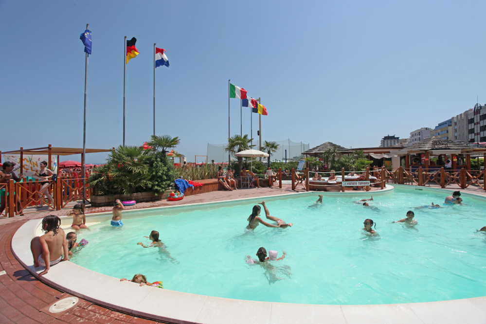 Spiaggia di Cattolica - piscina photo by PH. Paritani