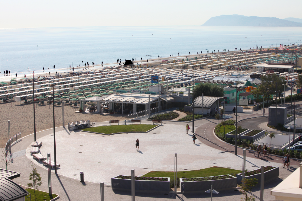 Lungomare Riccione foto di PH. Paritani