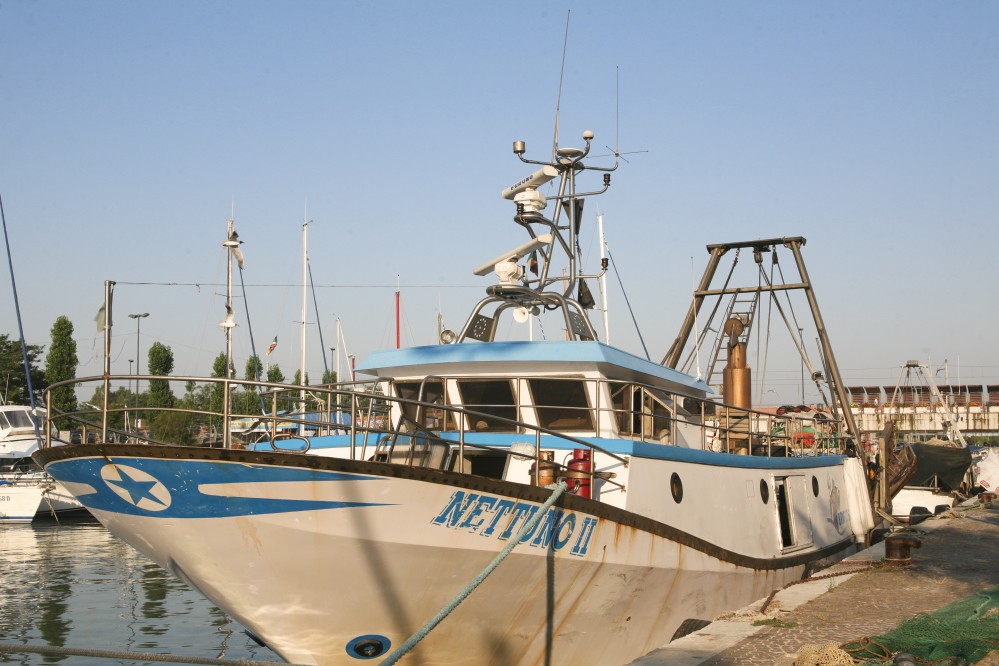 Bellaria Igea Marina, boat in harbor photo by PH. Paritani