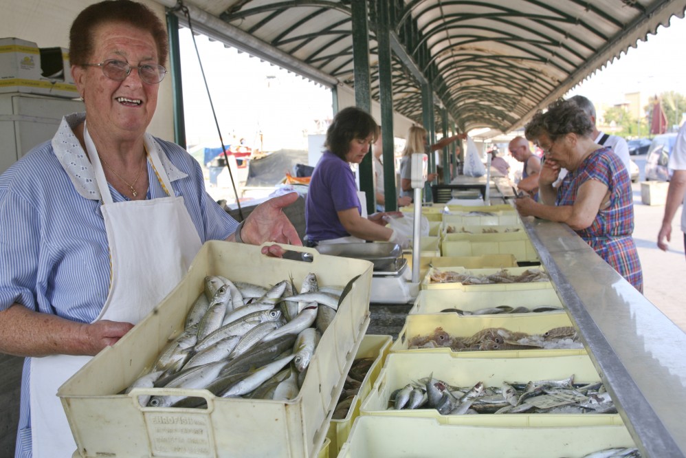 Bellaria Igea Marina, fish market photo by PH. Paritani