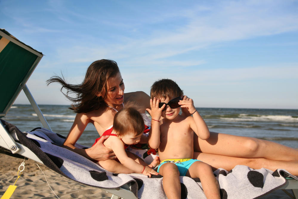 Bambini in spiaggia - Rimini Foto(s) von PH. Paritani