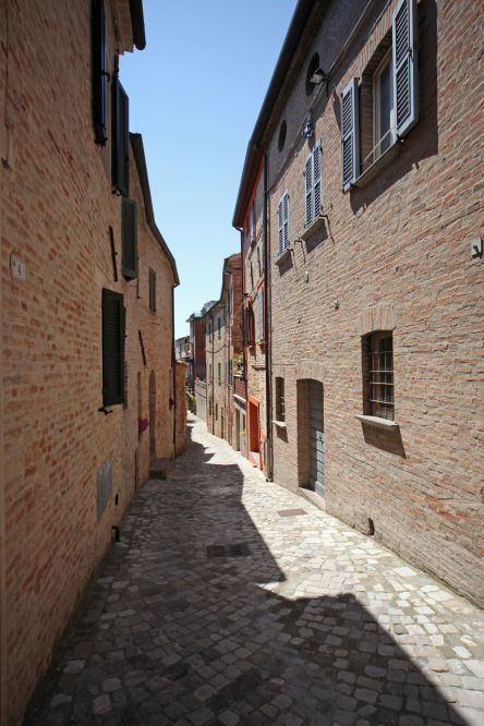 View of the historical centre, Mondaino photo by PH. Paritani
