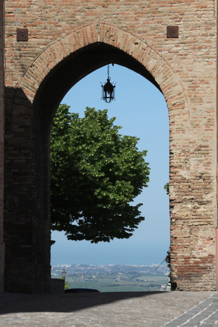 Porta di ingresso, Saludecio photos de PH. Paritani