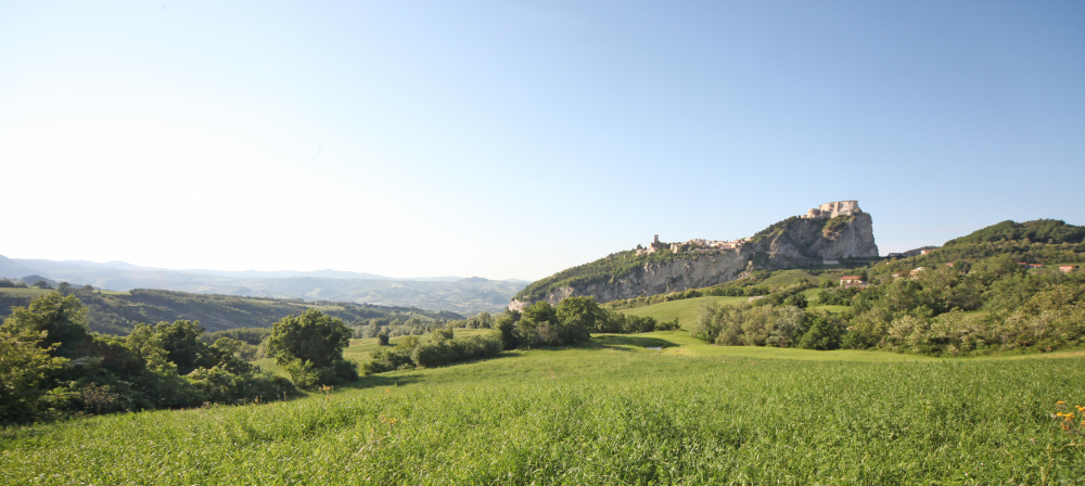 San Leo, panorama Foto(s) von PH. Paritani