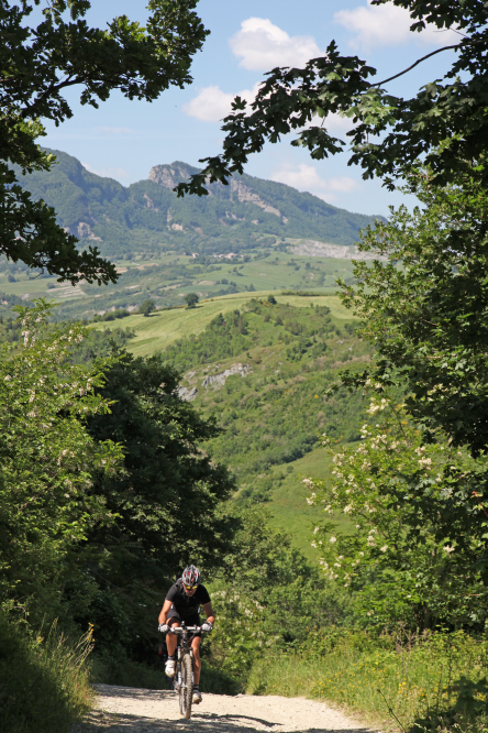 Novafeltria, in mountain bike in Valmarecchia photos de PH. Paritani