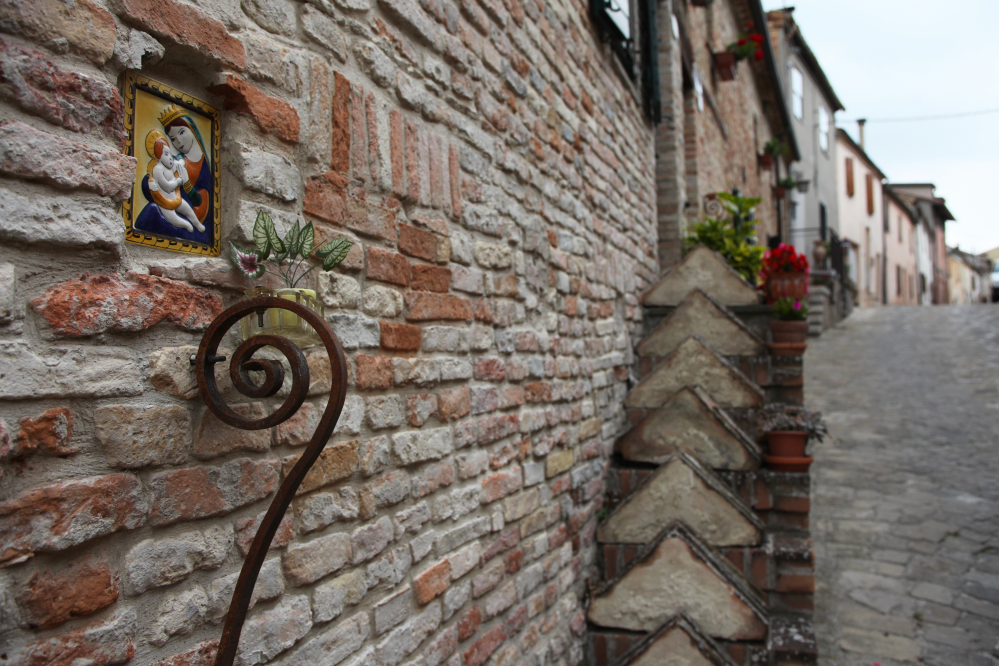 Historical centre, Mondaino photo by PH. Paritani