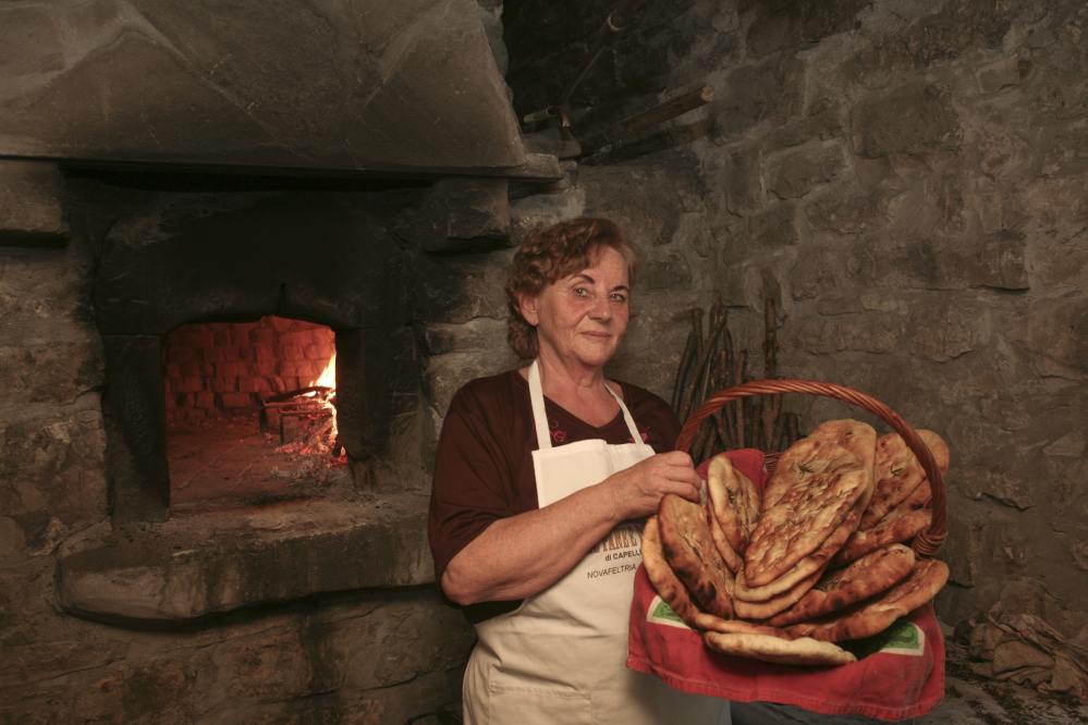 Maiolo, bread festival photo by PH. Paritani