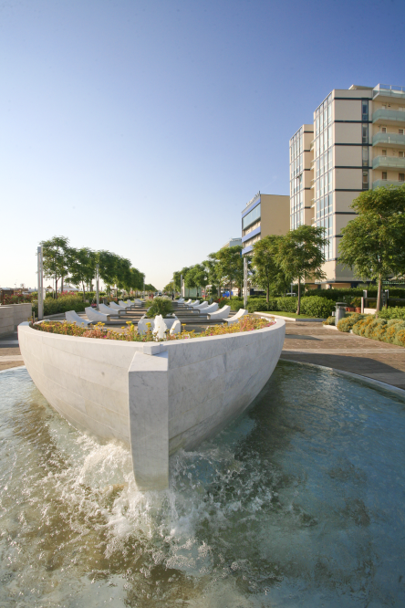 Lungomare Riccione foto di PH. Paritani