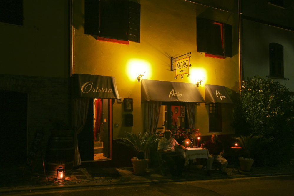 Restaurant in Montecolombo photo by PH. Paritani