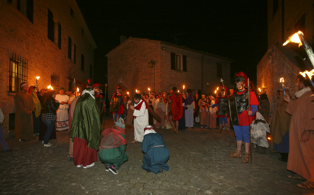 Via Crucis, Montegridolfo photos de PH. Paritani