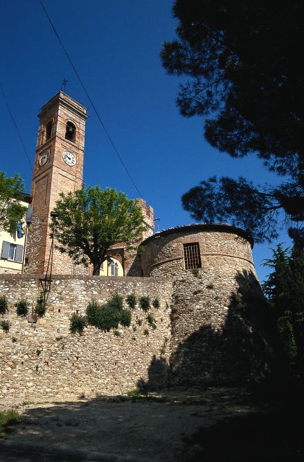 Mura del borgo, Montecolombo foto di S. di Bartolo