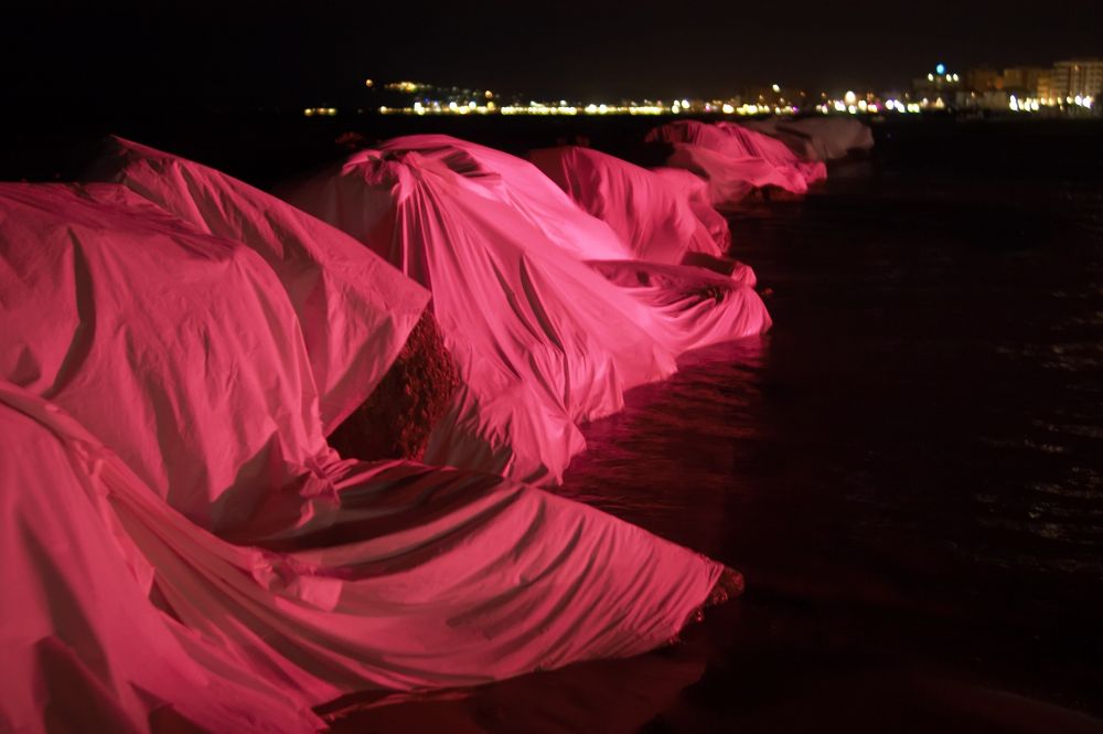 La Notte Rosa, scogliere rosa, Misano Adriatico foto di R. Masi