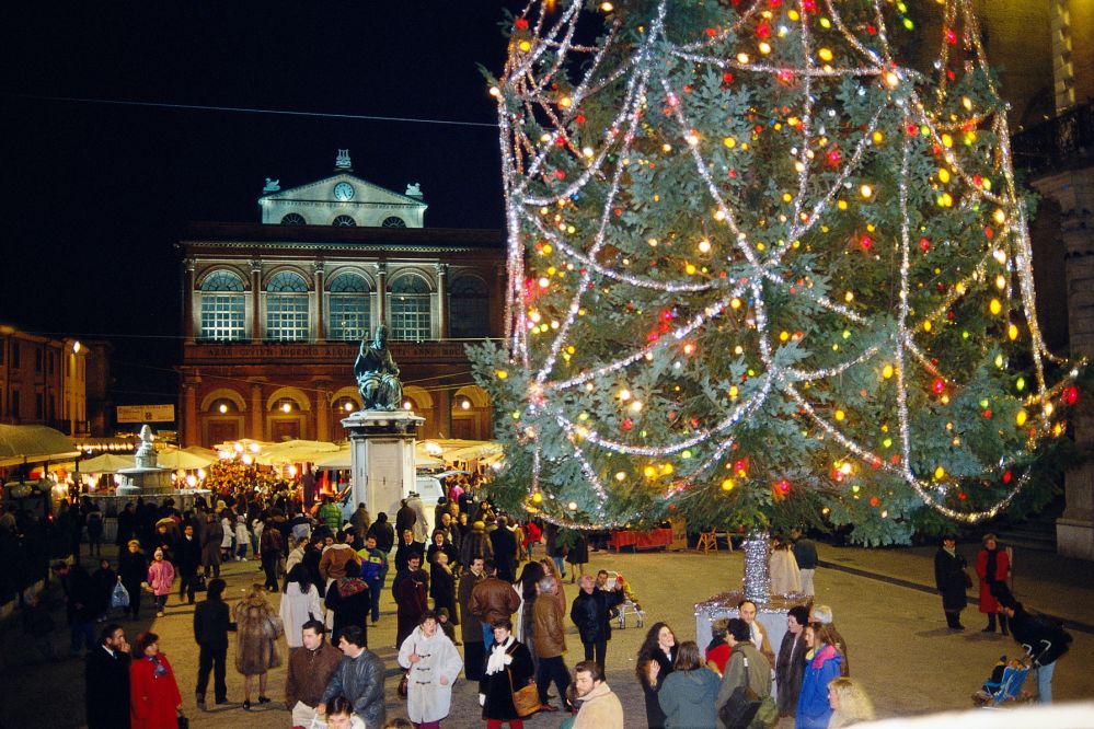 Christmas, piazza Cavour, Rimini photo by T. Mosconi