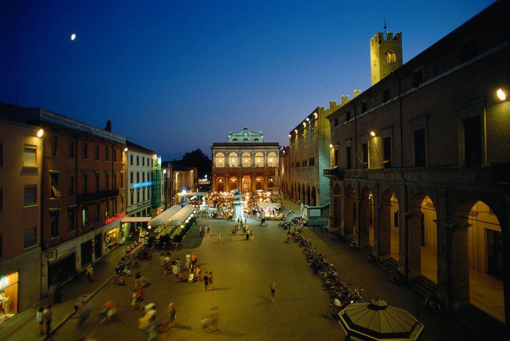 Piazza Cavour, Rimini foto di T. Mosconi