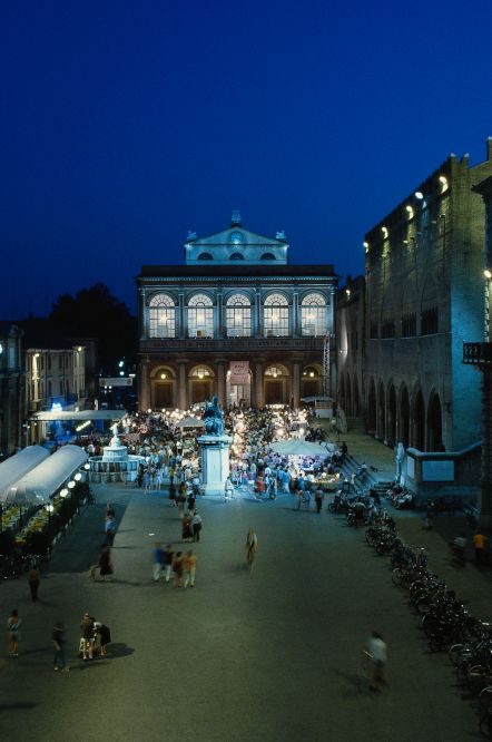 Piazza Cavour photos de T. Mosconi