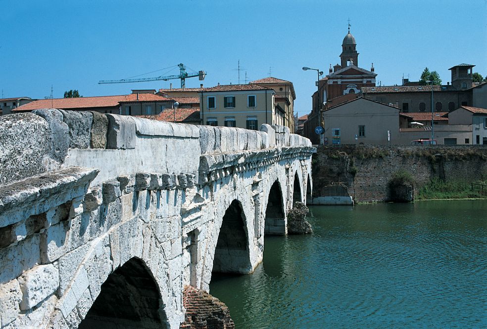 Ponte di Tiberio, Rimini Foto(s) von L. Fabbrini