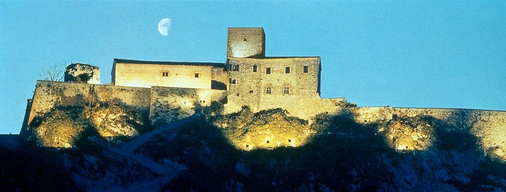 Malatesta fortress, Verucchio photo by T. Mosconi