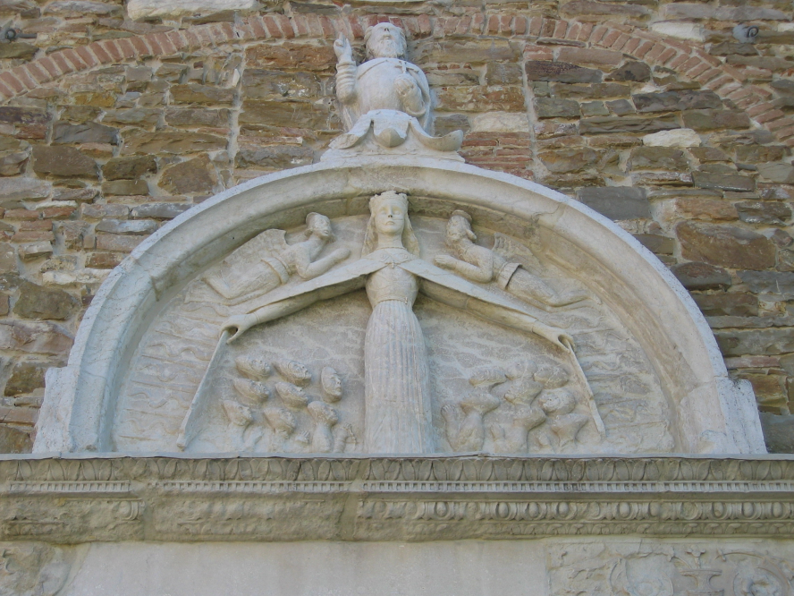 Portale della chiesa di Santa Maria d'Antico, Maiolo photos de Archivio fotografico Parco Sasso Simone