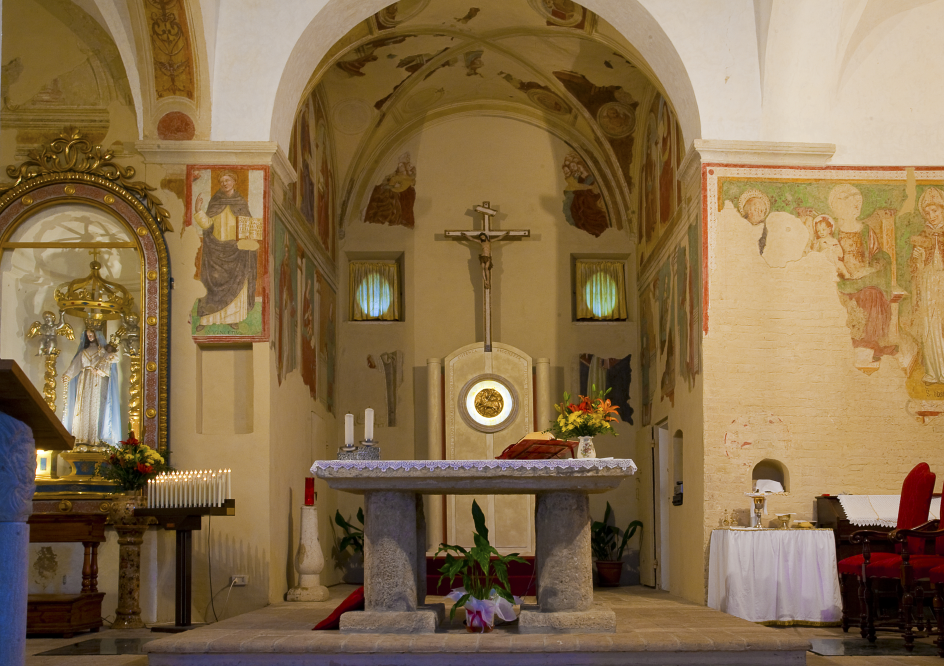 Sanctuary of Valliano, Montescudo photo by PH. Paritani