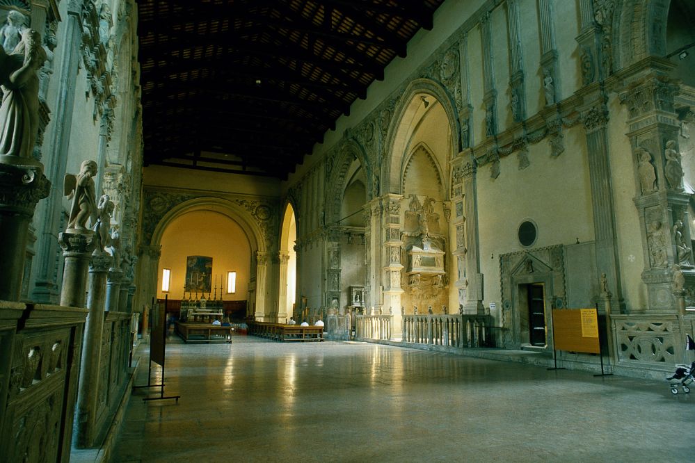 Tempio Malatestiano, interno, Rimini foto di S. di Bartolo