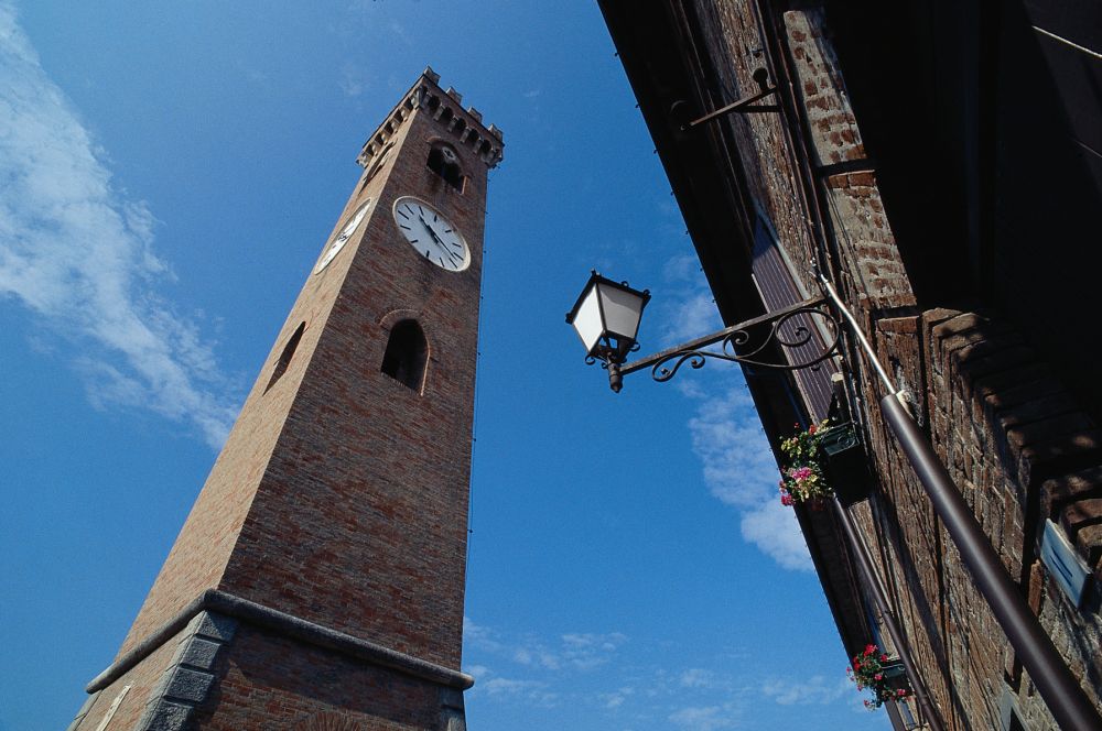 Torre del campanone, Santarcangelo di Romagna foto di T. Mosconi