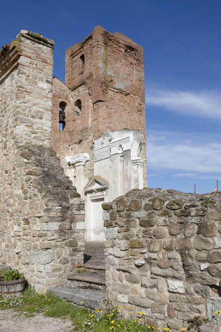 Trarivi, Montescudo photo by PH. Paritani