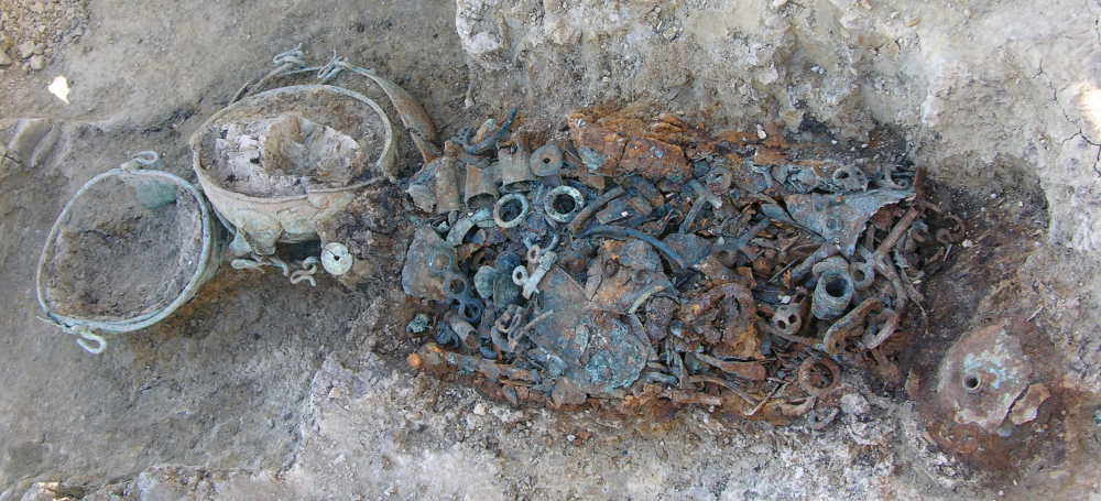 Verucchio, Museo civico archeologico, vasellame bronzeo photos de Soprintendenza per i Beni Archeologici dell'Emilia-Romagna