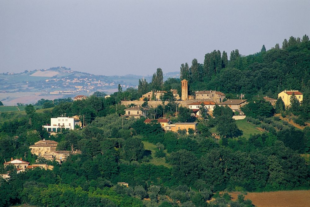 veduta di Montescudo photos de T. Mosconi