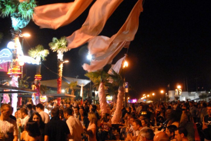 La Notte Rosa photo by Archivio Provincia di Rimini