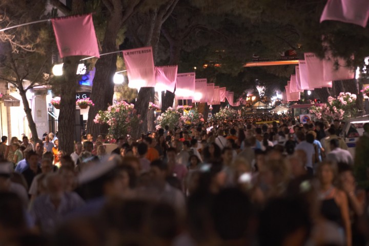 La Notte Rosa in viale Ceccarini, Riccione photos de D. Gasperoni