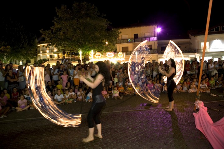 La Notte Rosa dei bambini, Bellaria Igea Marina foto di Archivio Provincia di Rimini