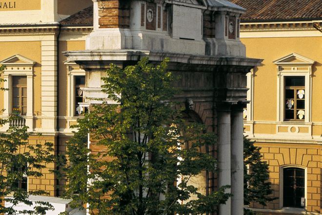 Arco Ganganelli, piazza Ganganelli, Santarcangelo di Romagna foto di F. Sancisi