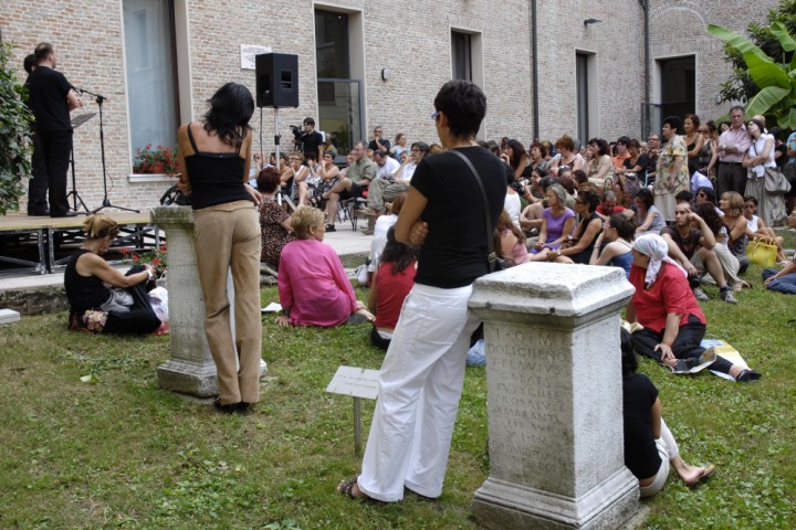 La Notte Rosa, un evento Assalti al Cuore al Lapidario romano, Rimini foto di Archivio Provincia di Rimini