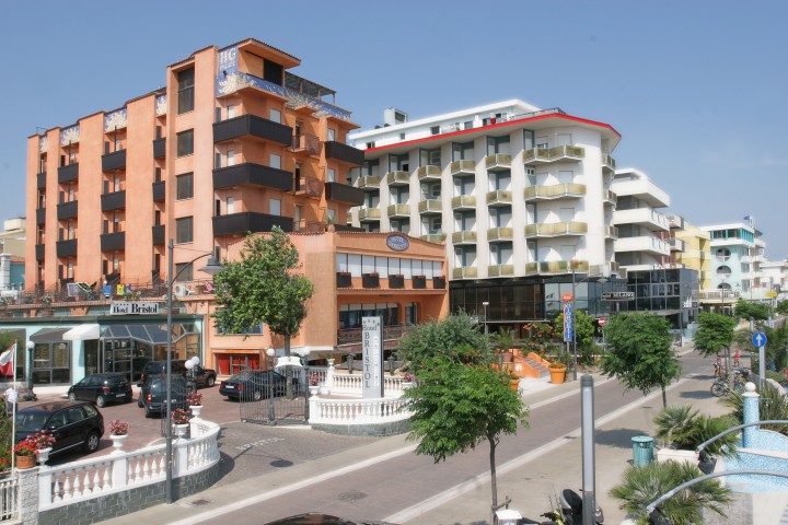 Lungomare, Bellaria Igea Marina foto di PH. Paritani