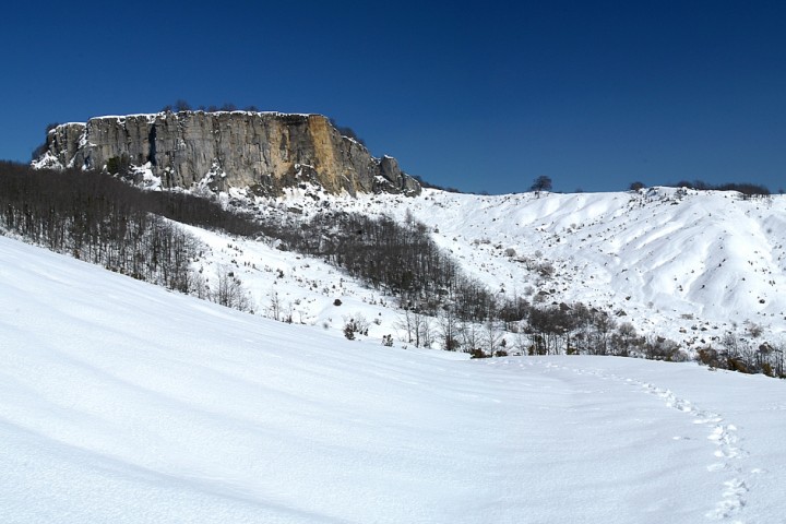 Neve al parco naturale del Sasso Simone e Simoncello Foto(s) von Archivio fotografico Parco Sasso Simone